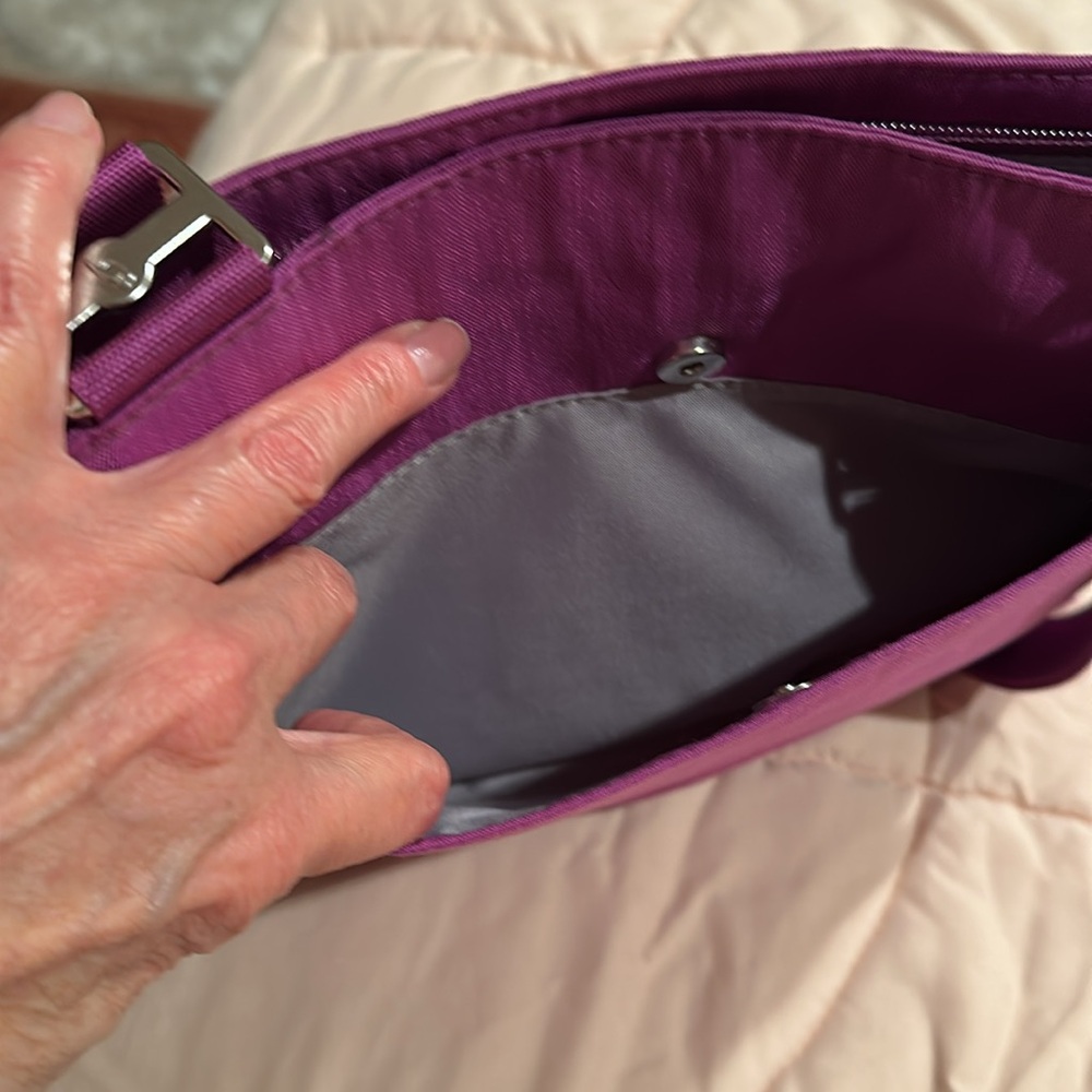 Baggalini purse - Picture 4 of 6